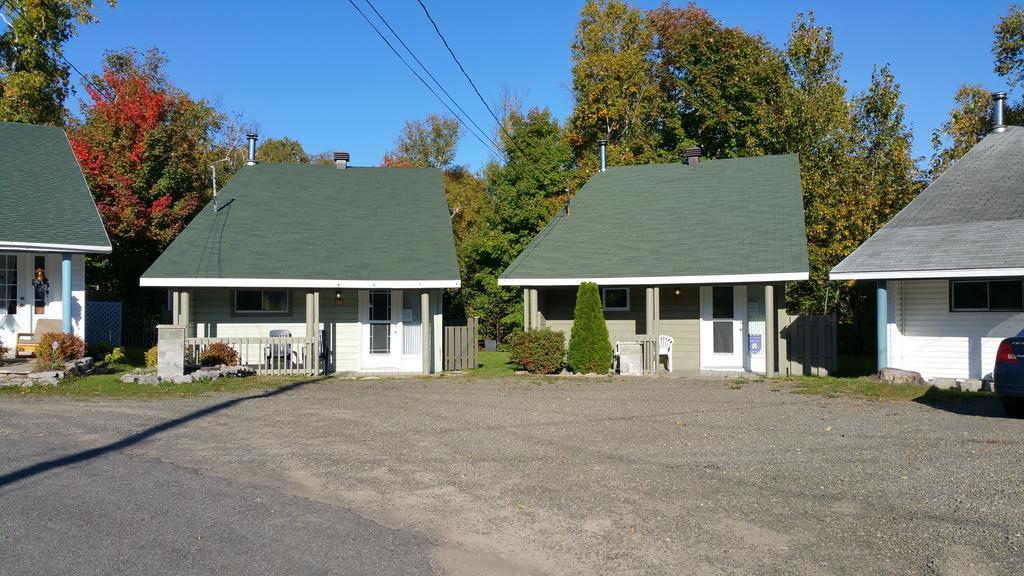 Les Chalets Bo-So-Met Beaupré Exterior photo